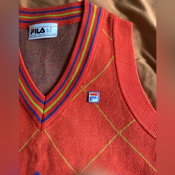 FILA Female Darby Argyle Tank Top Vest Size Medium Acrylic Multicolor V-Neck - Picture 7 of 7